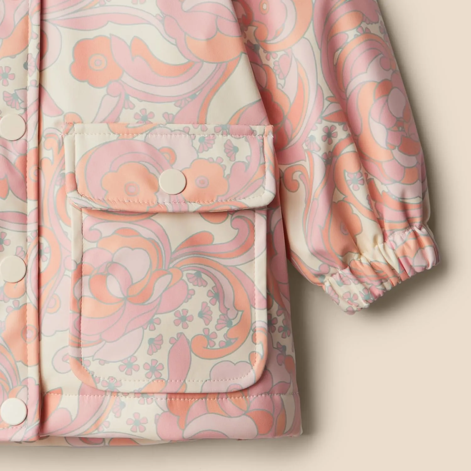 Amazon Essentials x Sofia Grainge Toddlers and Baby Girls' Water-Repellent Rain Jacket