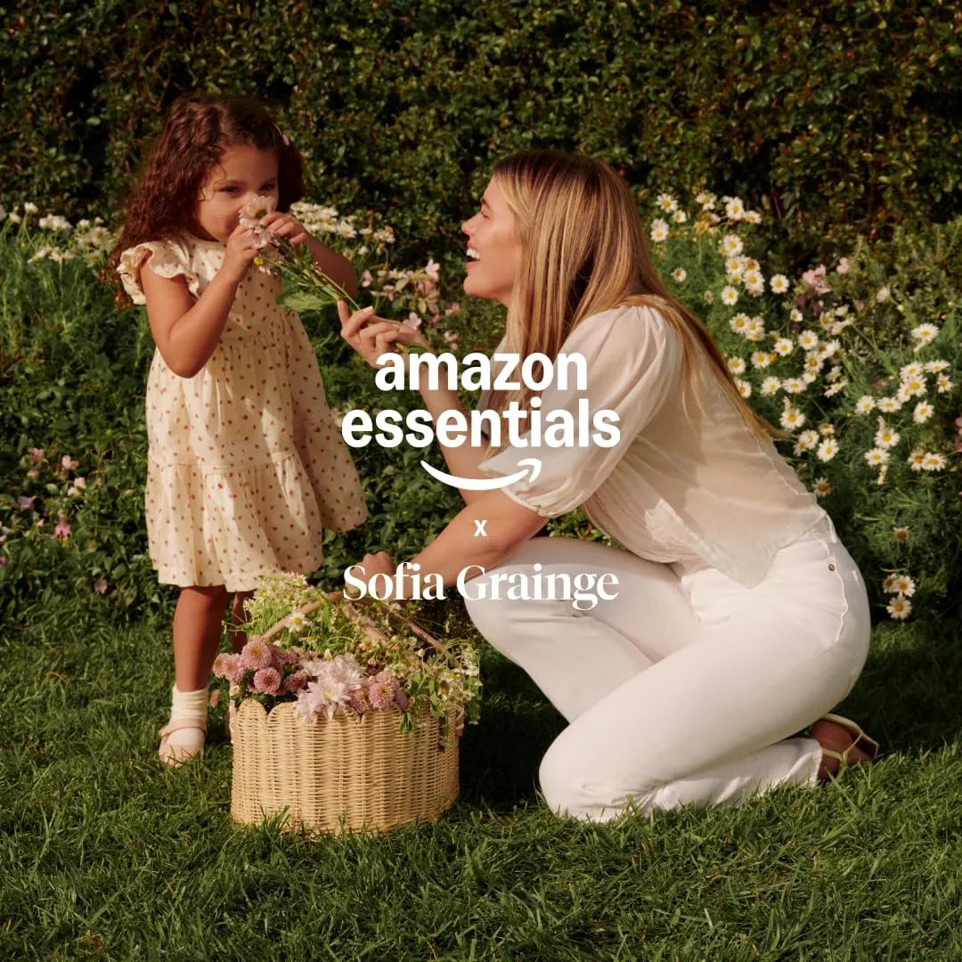 Amazon Essentials x Sofia Grainge Toddlers and Baby Girls' Water-Repellent Rain Jacket