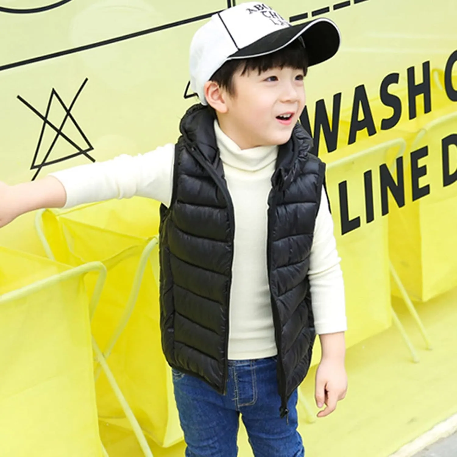 Boys Girls Puffer Vest Sleeveless Quilted Donw Vest Zipper Hooded Down Puffy Jacket Winter Kids Warm Gilet Waistcoat
