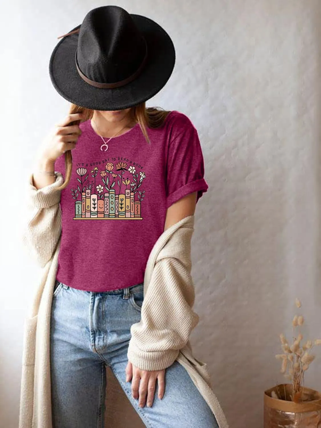 Cat Book T Shirt for Women Funny Summer Short Sleeve Tops Print Graphic Tees